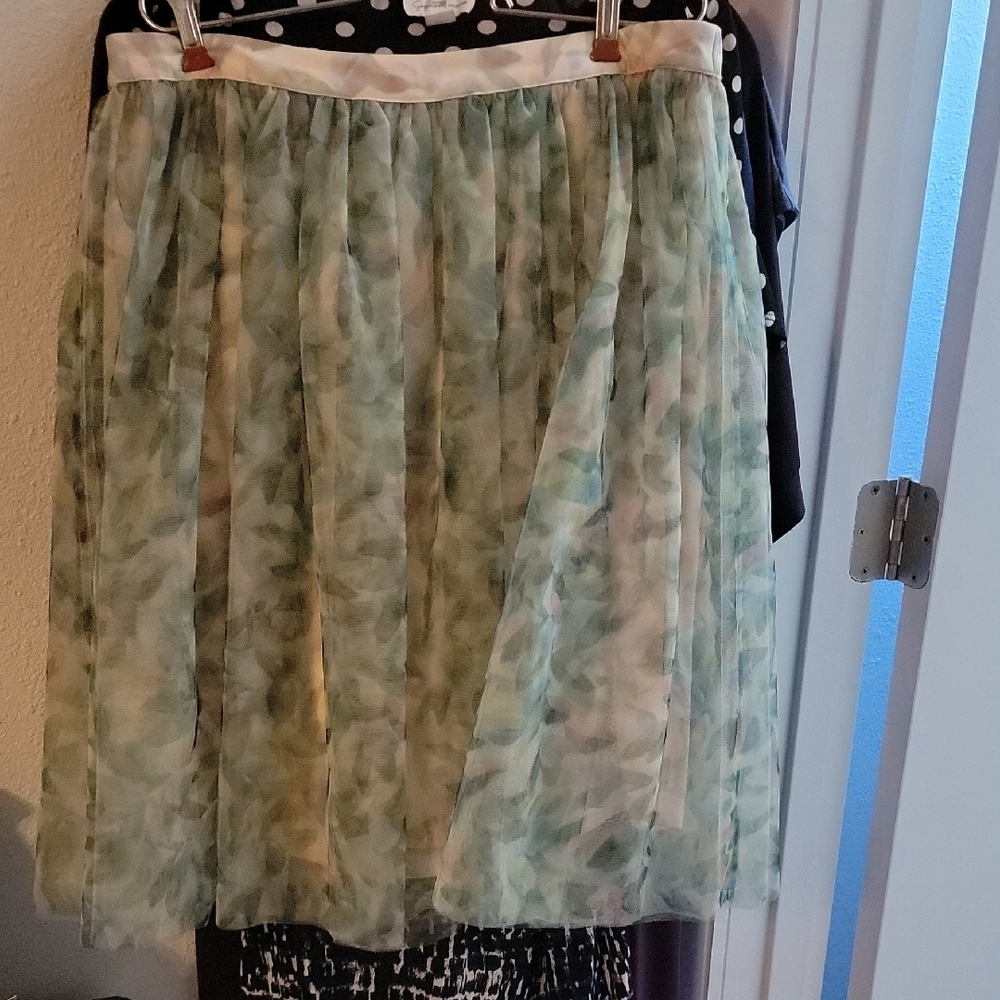 LC Lauren Conrad Cinderella Collection Skirt